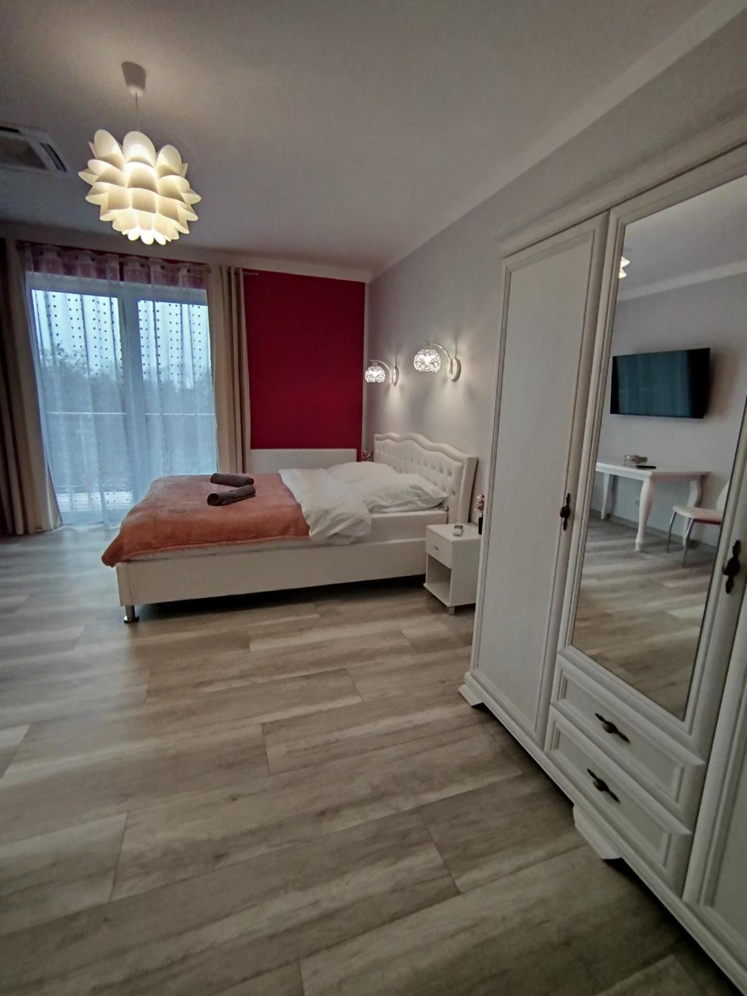 Tropikalna Odnowa Bed and Breakfast Falkowo Rum bild
